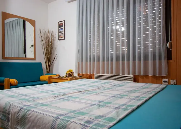 ホステル Hi スコピエ