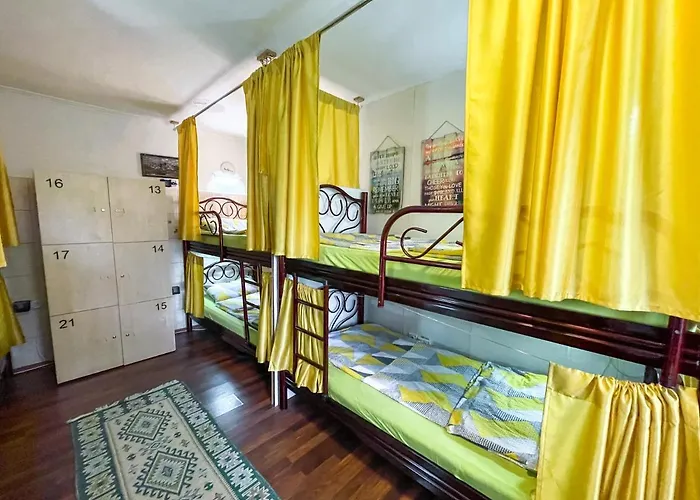 ホステル Hi スコピエ